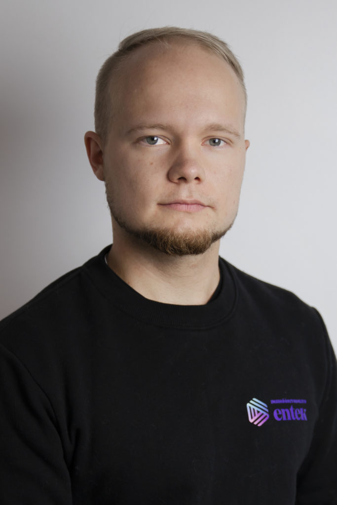 Neemi Javin, Kuopio